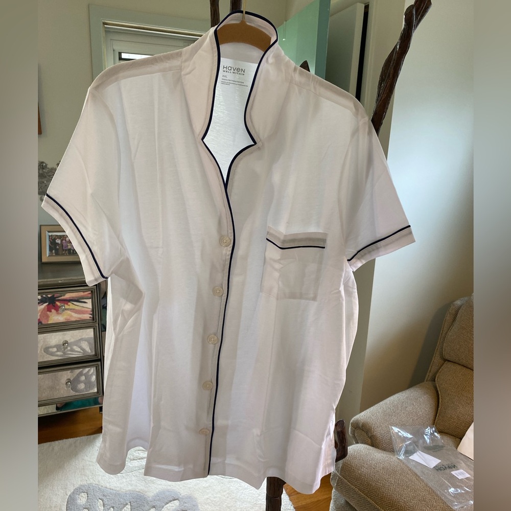 White Organic Cotton Short Sleeve Button Down Top NWT